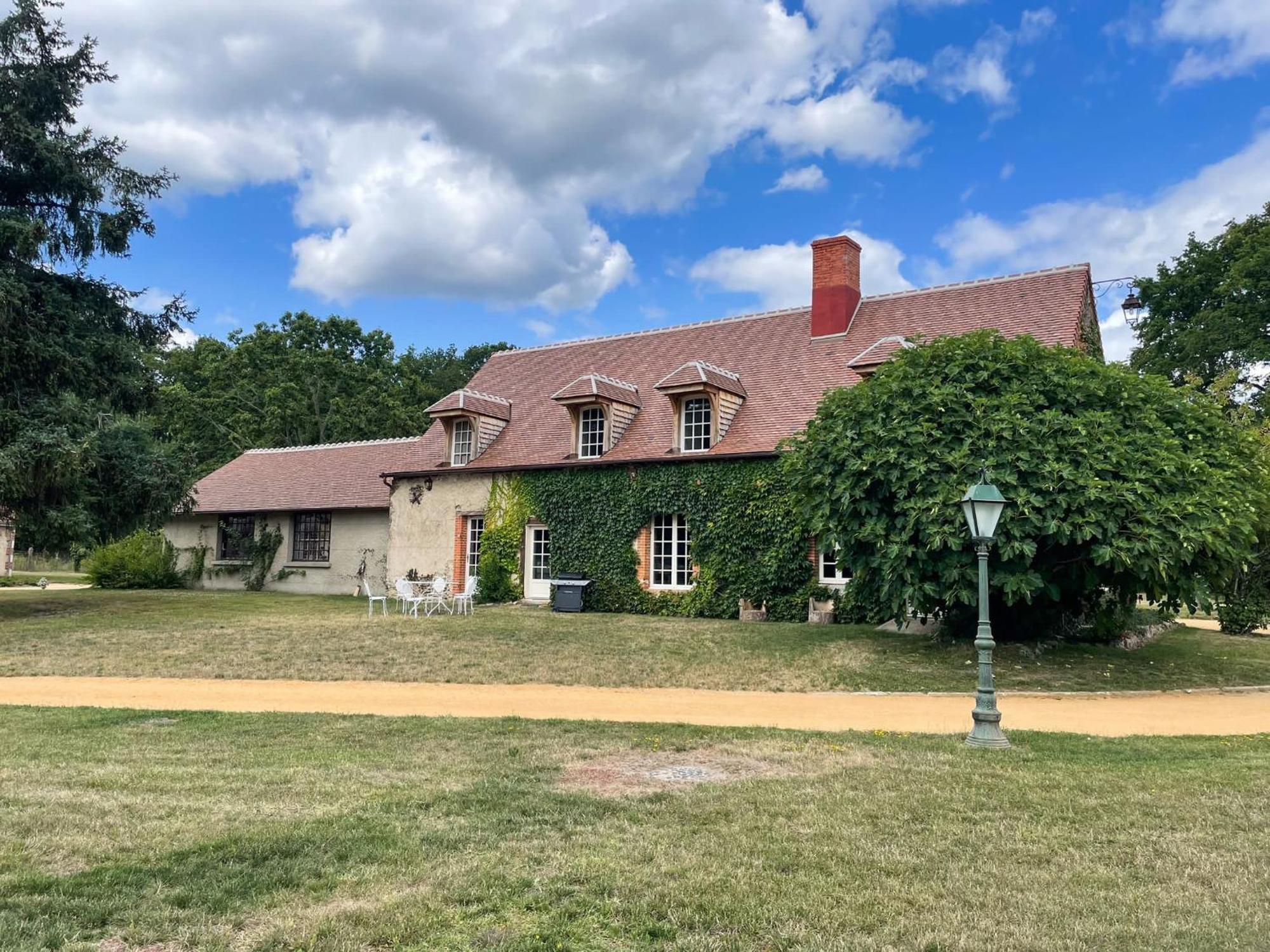 Domaine De Charnay - Charme Et Confort Dans Un Environnement D'Exception Vierzon Exterior foto